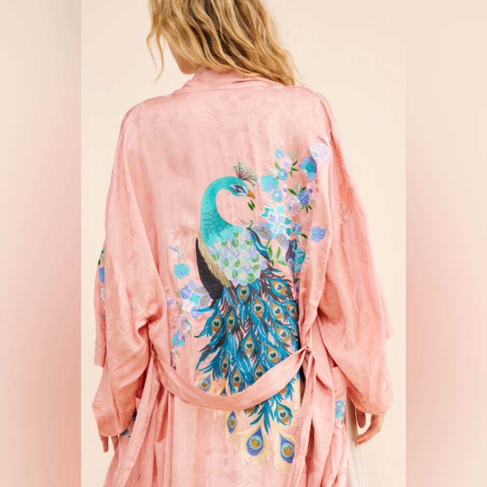 Spell Embroidered Silky Robe Size M/L NWT
